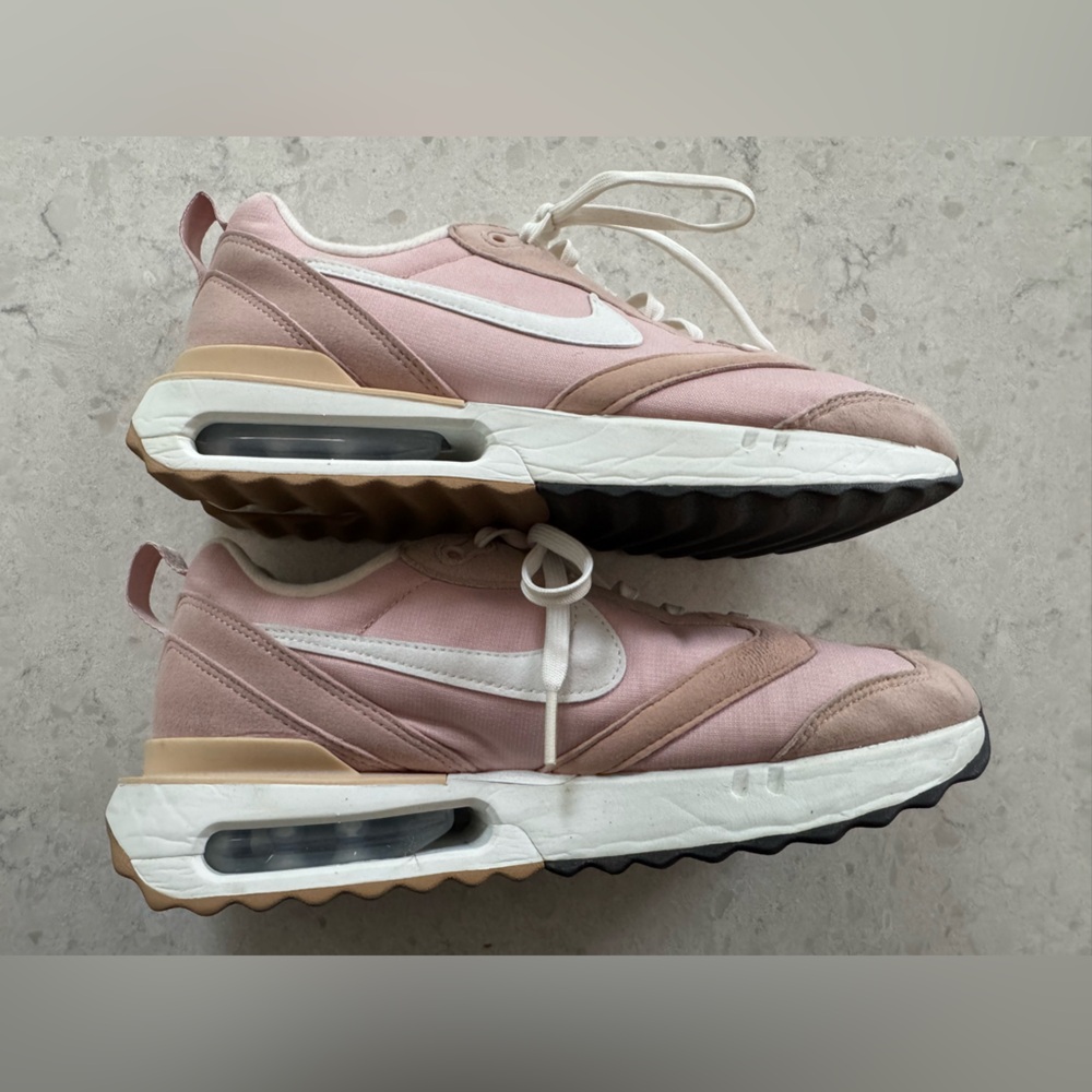 Women’s Nike Air Max Dawn size 8 - Picture 7 of 10